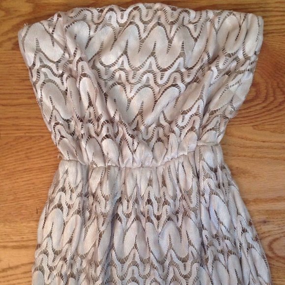SANS SOUCI STRAPLESS SHEER LACE MAXI DRESS WOMENS S BEIGE LINED POLYESTER BOHO - Picture 4 of 12
